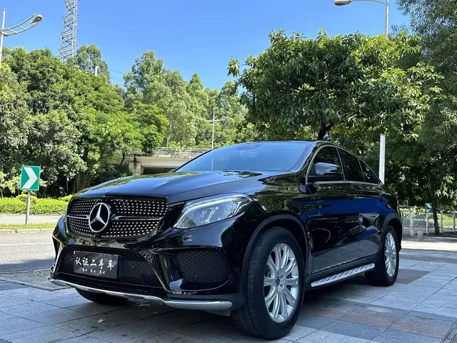 Mercedes-Benz GLE Coupe 2018 GLE 320 4MATIC Coupe SUV