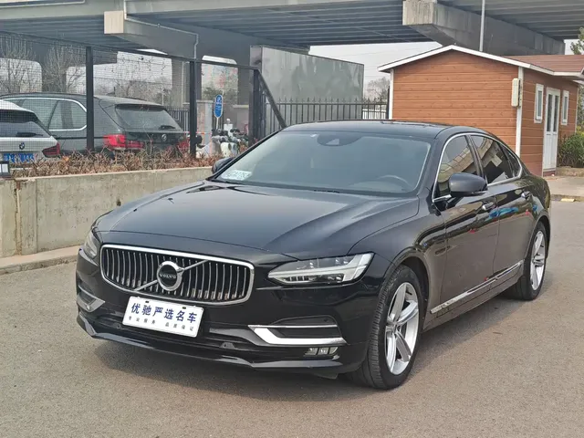 Volvo S90 2019 T5 Momentum