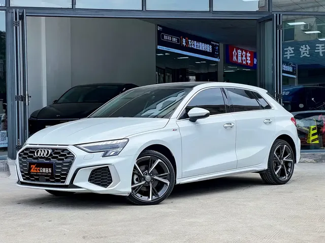 Audi A3 2021 Sportback 35 TFSI Fashion Sport