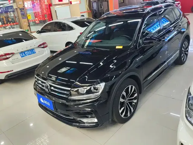Volkswagen Tiguan L 2021 330TSI Automatic 2WD R-Line Premium