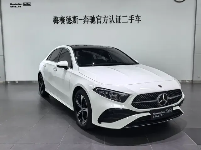 Mercedes-Benz A-Class 2024 A 200 L Fashion Edition