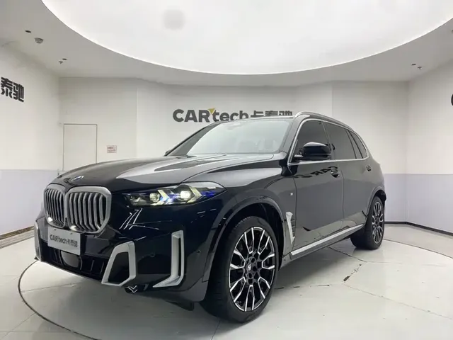 BMW X5 2025 Model xDrive 40Li M Sport Blackout Package