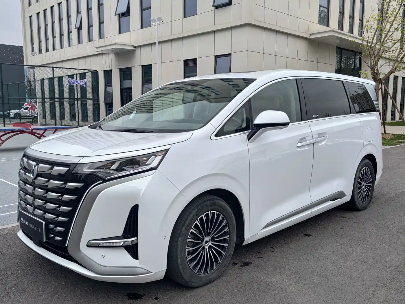 Denza D9 2022 DM-i 970 AWD Flagship