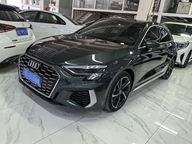 Audi A3 2024 Model Sportback 35 TFSI Fashion Elegance