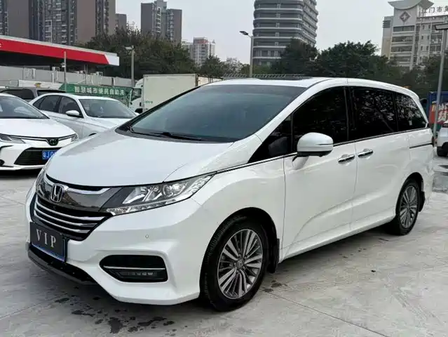 Honda Odyssey 2018 2.4L Luxury Edition