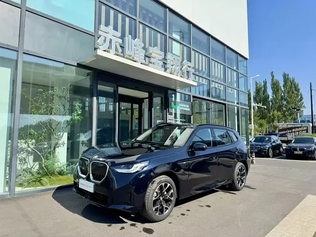 BMW X3 2026 xDrive25L M Sport Shadowline Package
