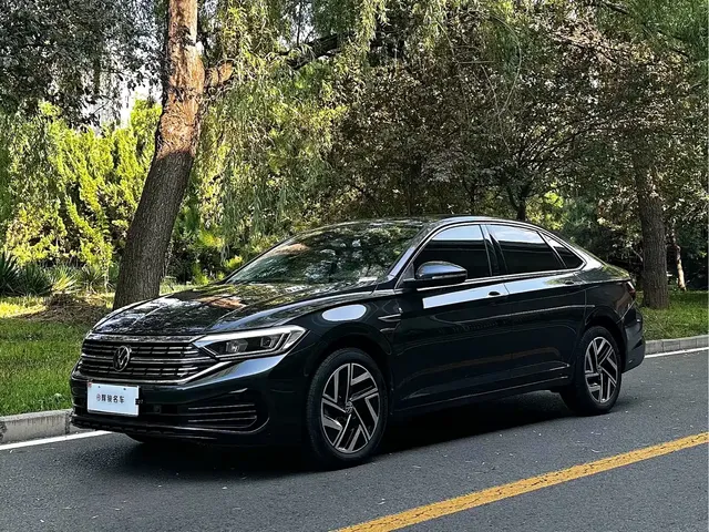 Volkswagen Sagitar 2024 300TSI DSG Surpass Edition