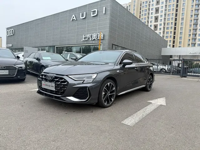 Audi A3 2025 A3L Limousine 35TFSI Flying Premium
