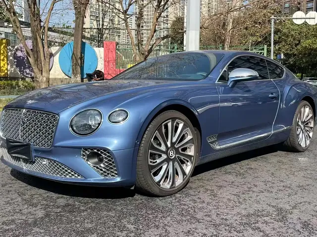 Bentley Continental 2022 4.0T GT V8 Mulliner