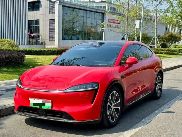 Zhijie Luxeed R7 2024 Pure Electric 667km Max