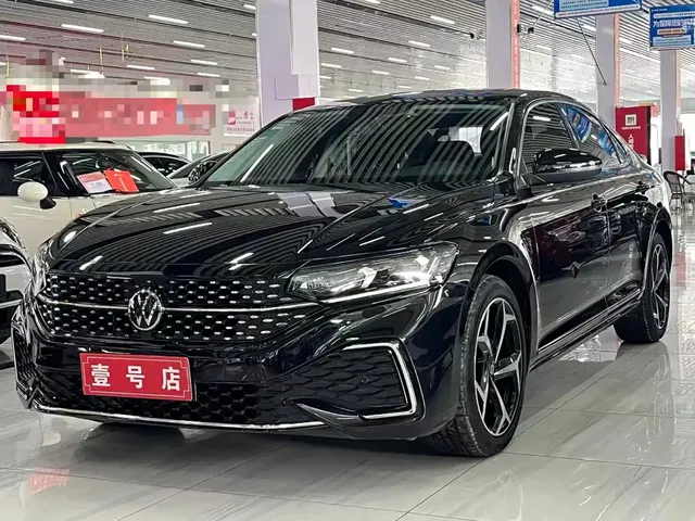 Volkswagen Passat 2024 Model 380TSI Starlight Elite