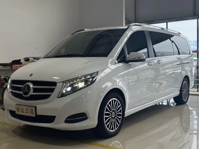 Mercedes-Benz V-Class 2018 V 260 L Premium Long Wheelbase Edition China VI
