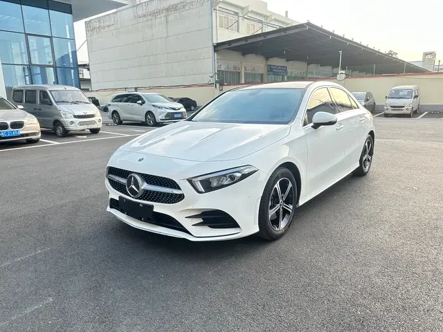 Mercedes-Benz A-Class 2022 Facelift III A 200 L Sport Sedan Fashion