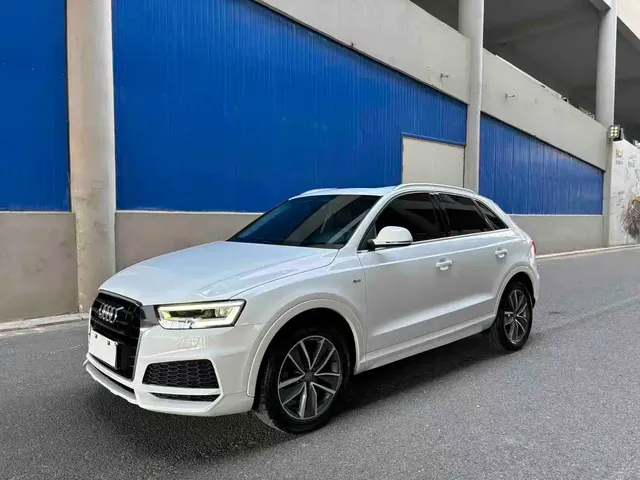 Audi Q3 2018 30 TFSI Fashion Collector's Edition