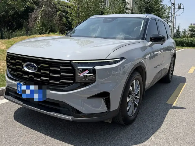Ford Edge 2023 Edge L 2.0T EcoBoost FWD 7-Seater Luxury