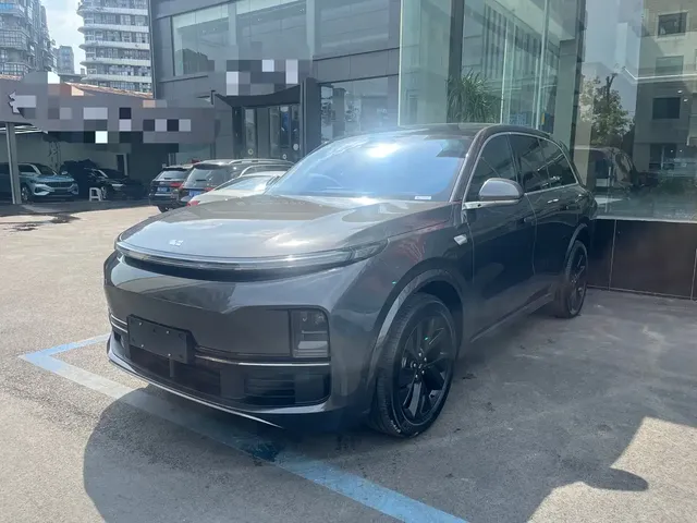 Li Auto Li L8 2023 Air