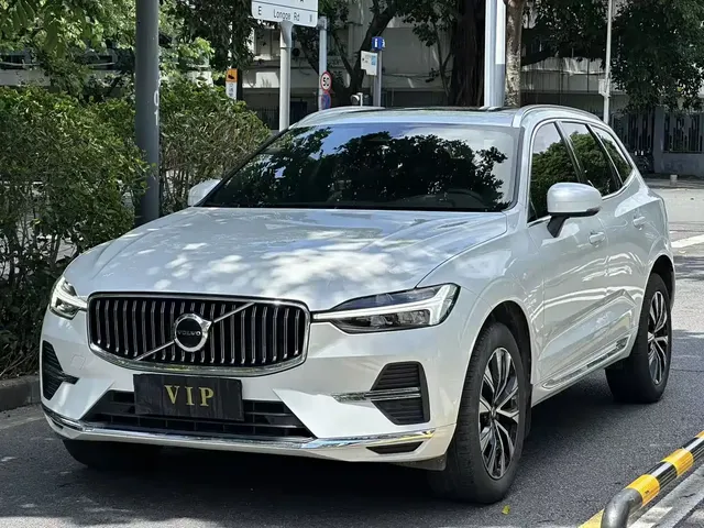 Volvo XC60 2024 B5 AWD Zhiyuan Luxury Edition
