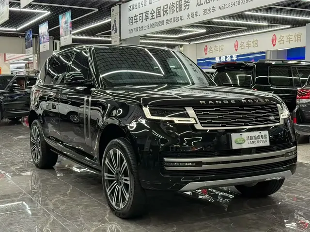 Land Rover Range Rover 2024 3.0 L6 400PS Golden Age Extended