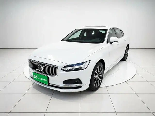 Volvo S90 2021 Model B5 Momentum Luxury Edition