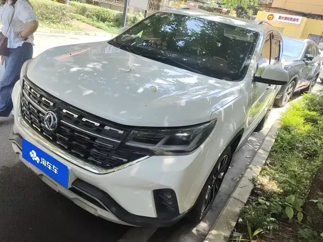 Dongfeng Fengxing T5 2018 230T CVT Smart Joy Type