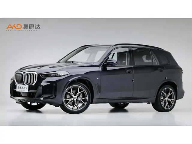 BMW X5 2023 xDrive 30Li Premium M Sport Black Night Package