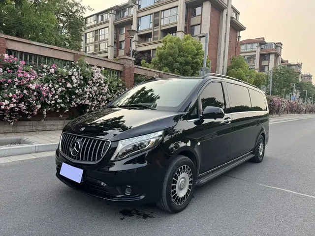Mercedes-Benz Vito 2021 2.0T Elite 7-Seater