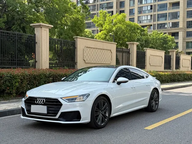 Audi A7 2023 Model 45 TFSI Premium Selection Edition