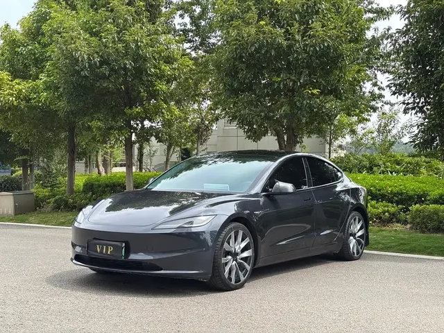 Tesla Model 3 2023 Long Range All-Wheel Drive
