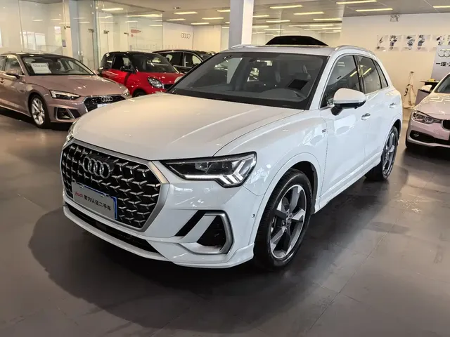 Audi Q3 2024 35 TFSI Fashion Sport