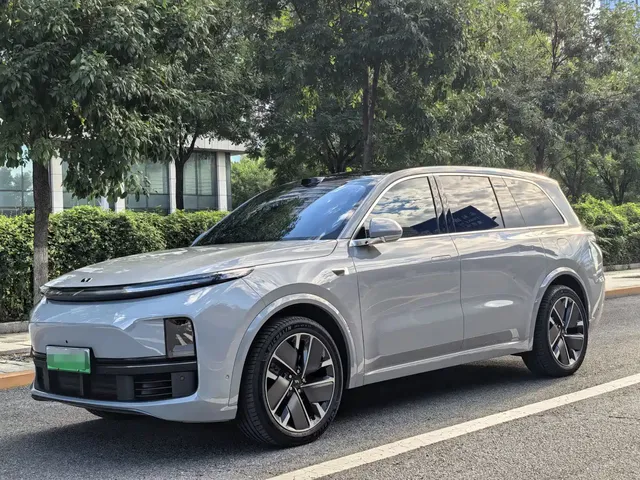 Li Auto Li Xiang L9 2025 Pro Smart Renewal Edition