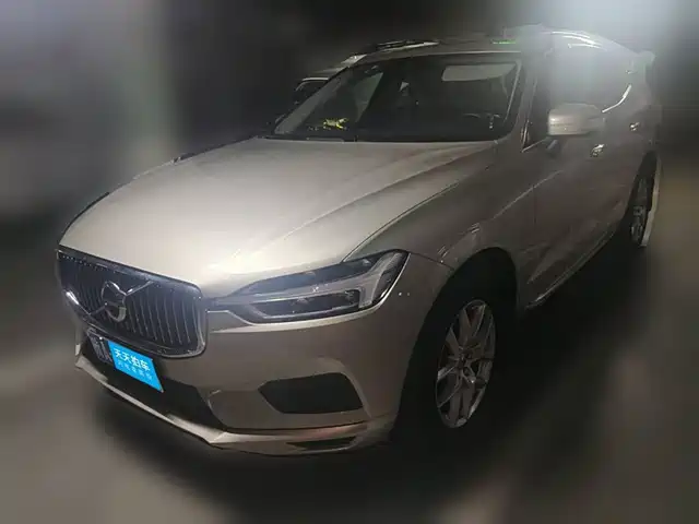 Volvo XC60 2019 T5 4WD Intelligent Ease China VI