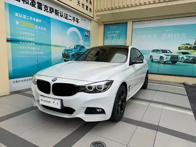 BMW 3 Series GT 2020 320i M Sport Black Night Edition