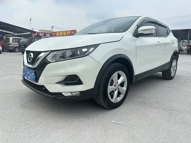 Nissan Qashqai 2021 2.0L CVT Smart Version