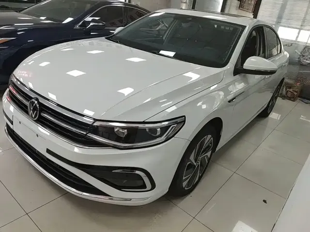 Volkswagen Bora 2023 300TSI DSG Premium Edition