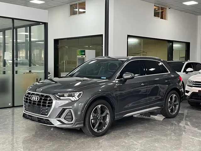 Audi Q3 2023 35 TFSI Fashion Dynamic (1.4T)