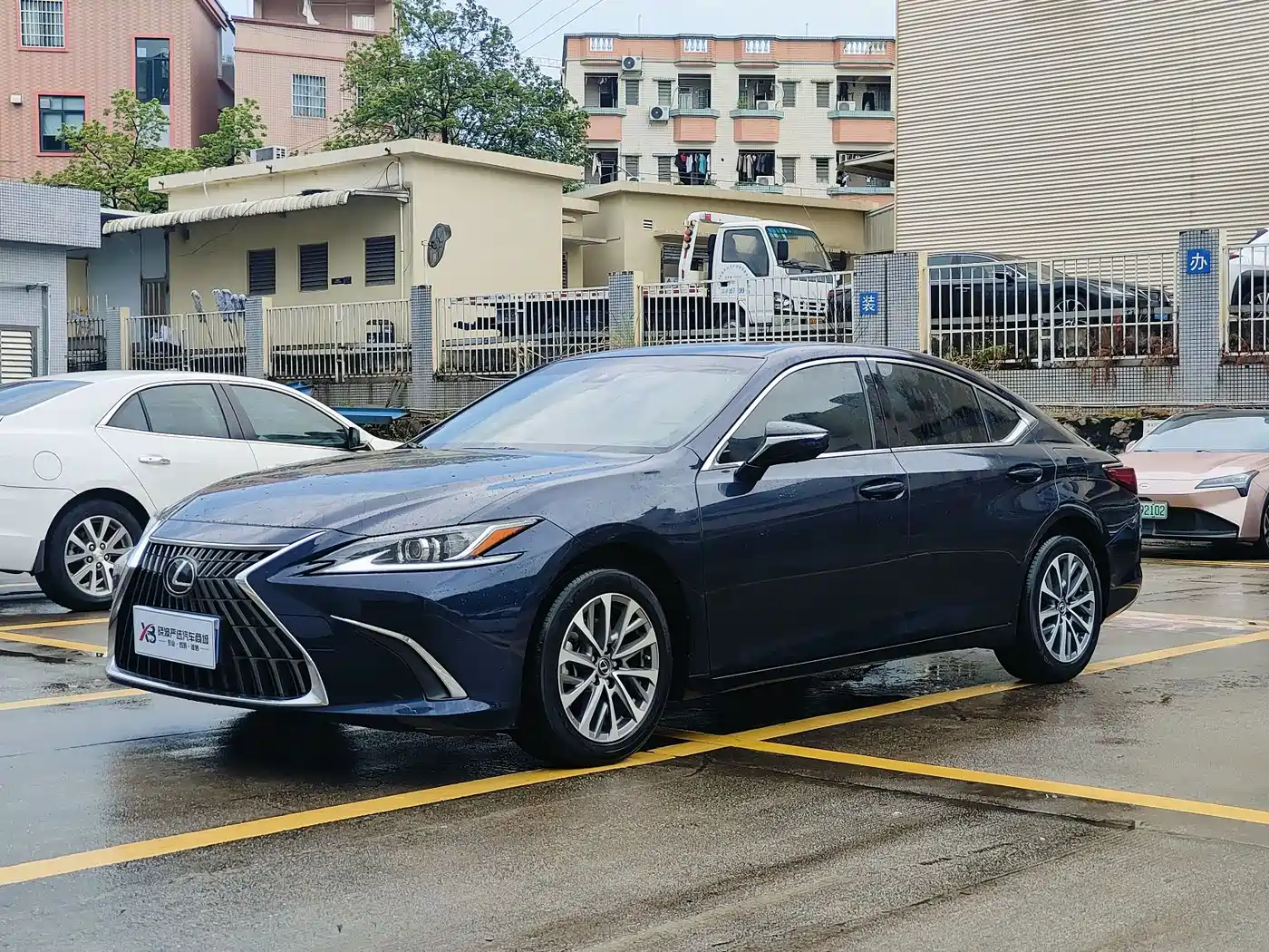 Lexus ES 2023 200 Excellence Edition