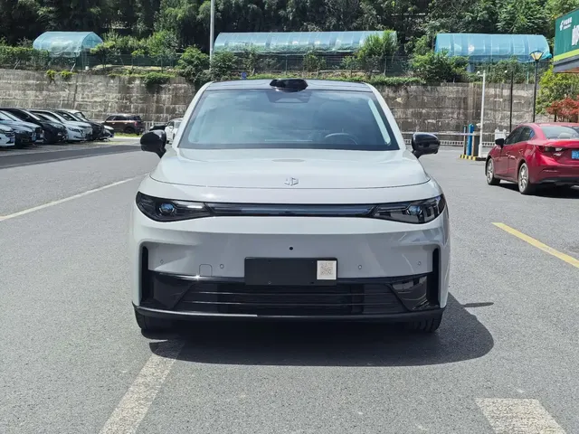 Leapmotor C10 2024 210 Smart Edition
