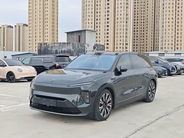 NIO ES8 2023 75kWh Executive Edition