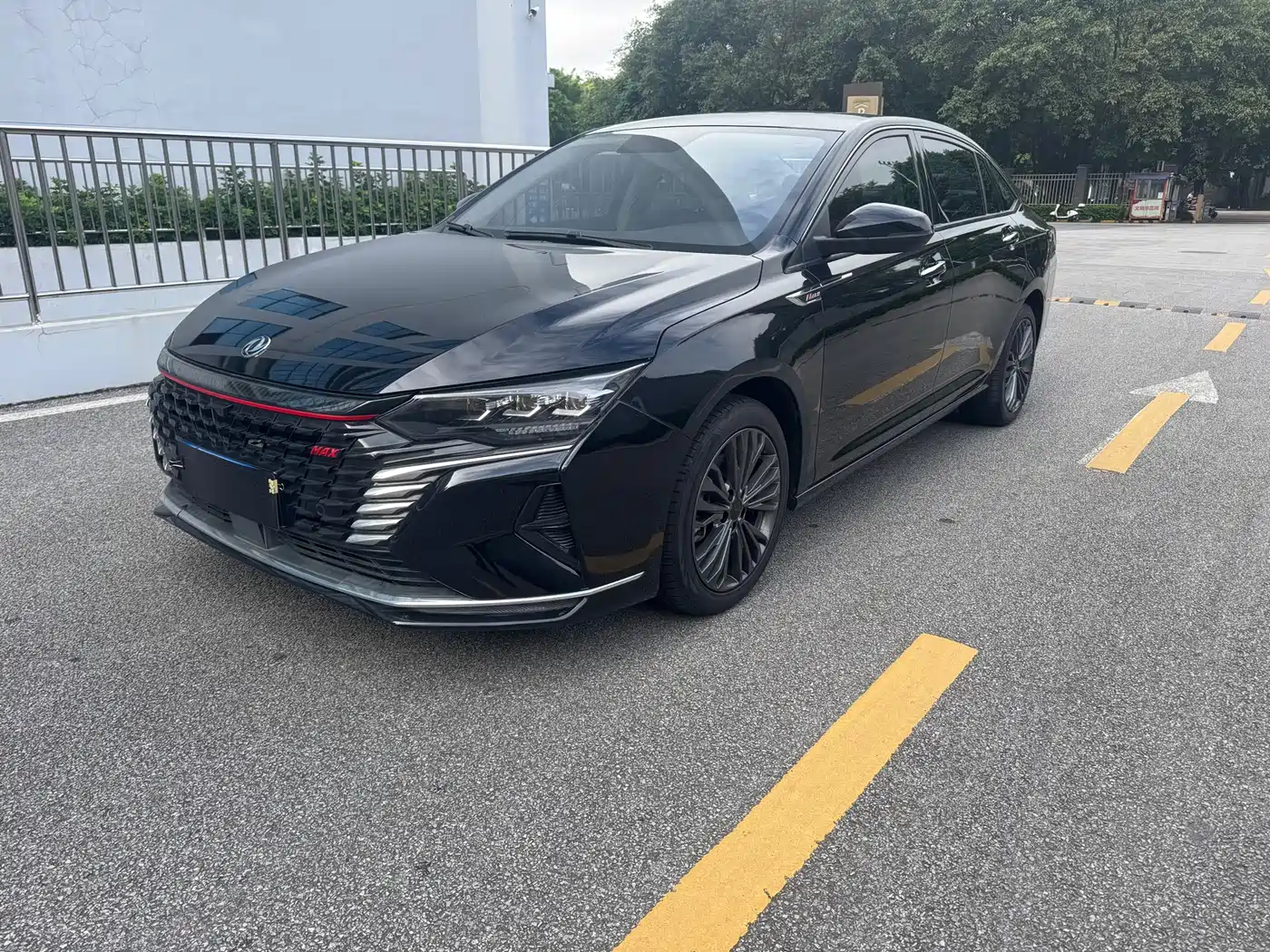 Dongfeng Aeolus Yixuan MAX 2021 1.5T Super Cool Dad Edition
