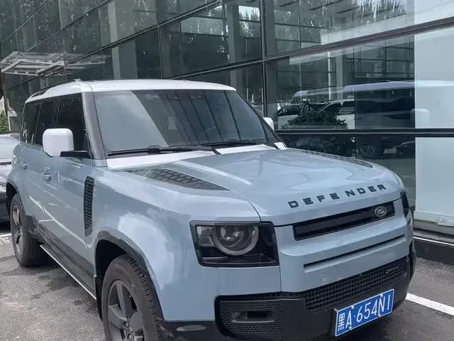 Land Rover Defender 2023 Facelift 110 3.0T P400 X-DYNAMIC HSE