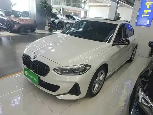 BMW 1 Series 2021 120i M Sport Shadow Edition
