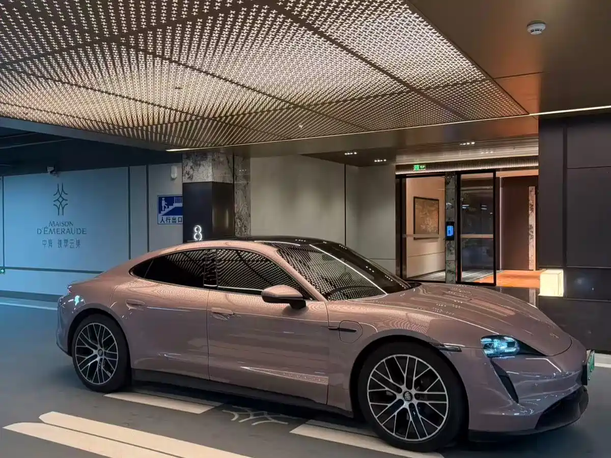 Porsche Taycan 2022 Facelift Taycan