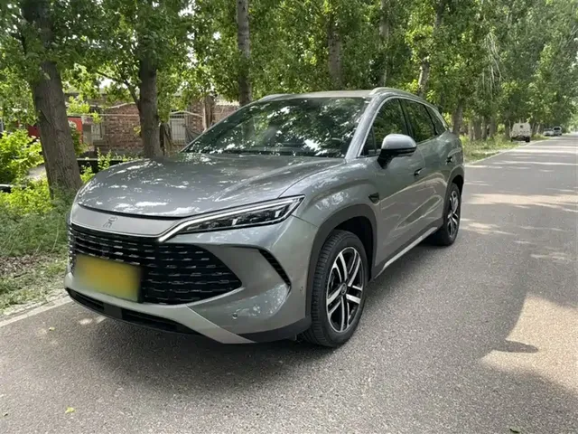 BYD Song L DM-i 2024 112km Leading Edition