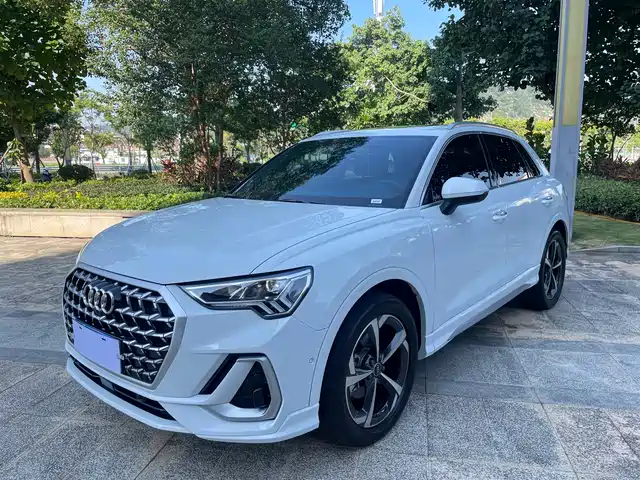 Audi Q3 2024 45 TFSI quattro Fashion Dynamic