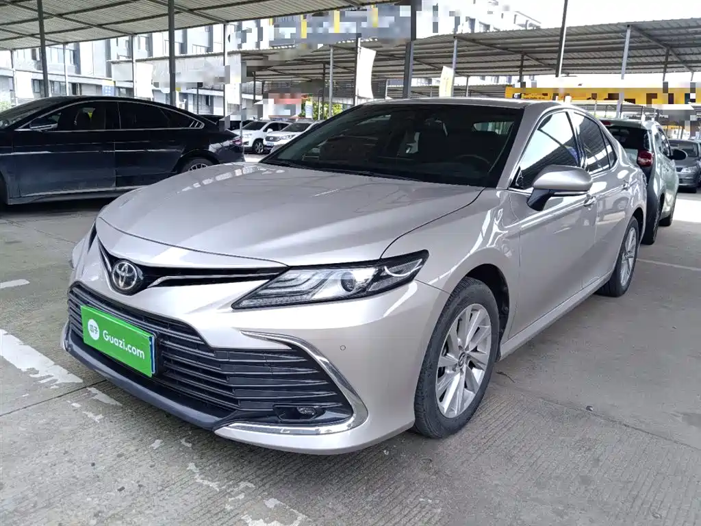 Toyota Camry 2021 2.0G Luxury Edition