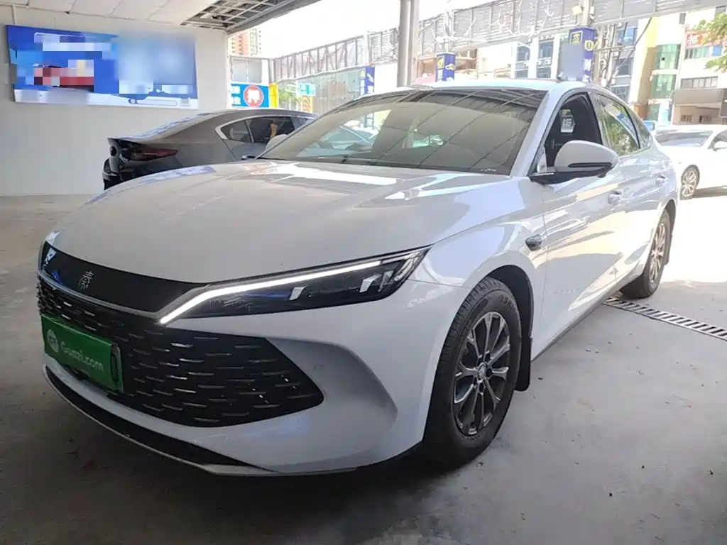 BYD Qin L 2025 DM-i Smart Drive Edition 80KM Leading