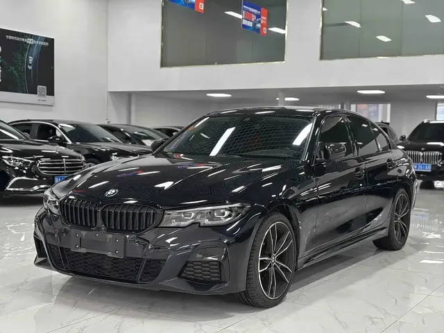 BMW 3 Series 2022 325i M Sport Shadow Edition