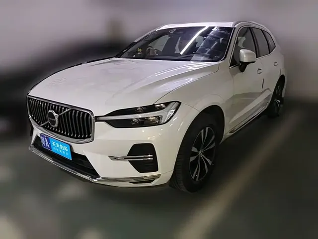 Volvo XC60 2023 B5 AWD Smart Luxury Edition
