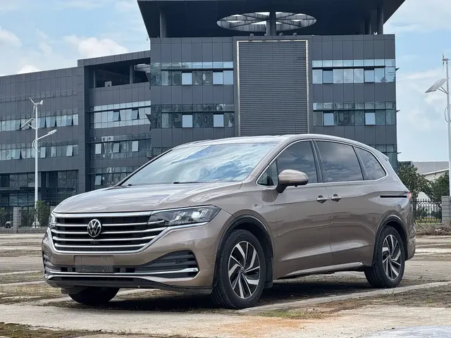 Volkswagen Viloran 2022 330TSI Luxury Edition