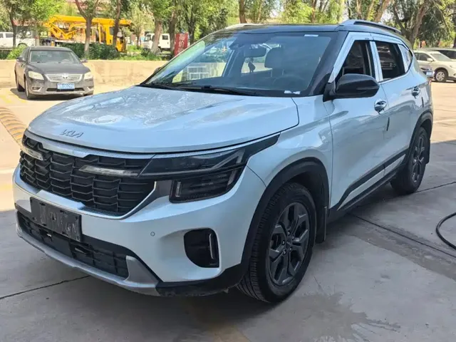 Kia Seltos 2023 1.5L CVT Luxury Edition